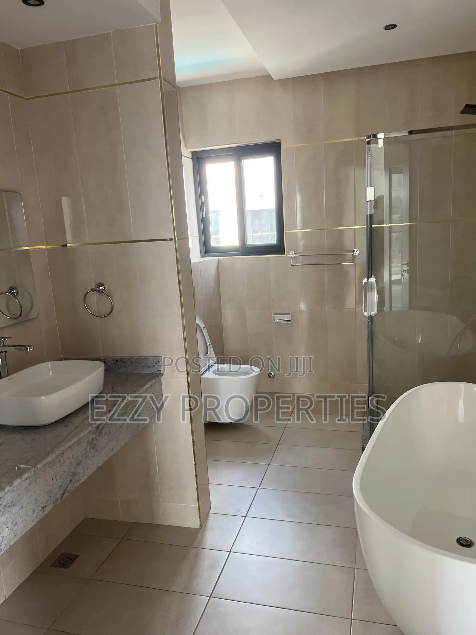 4bdrm Duplex in East Legon for rent