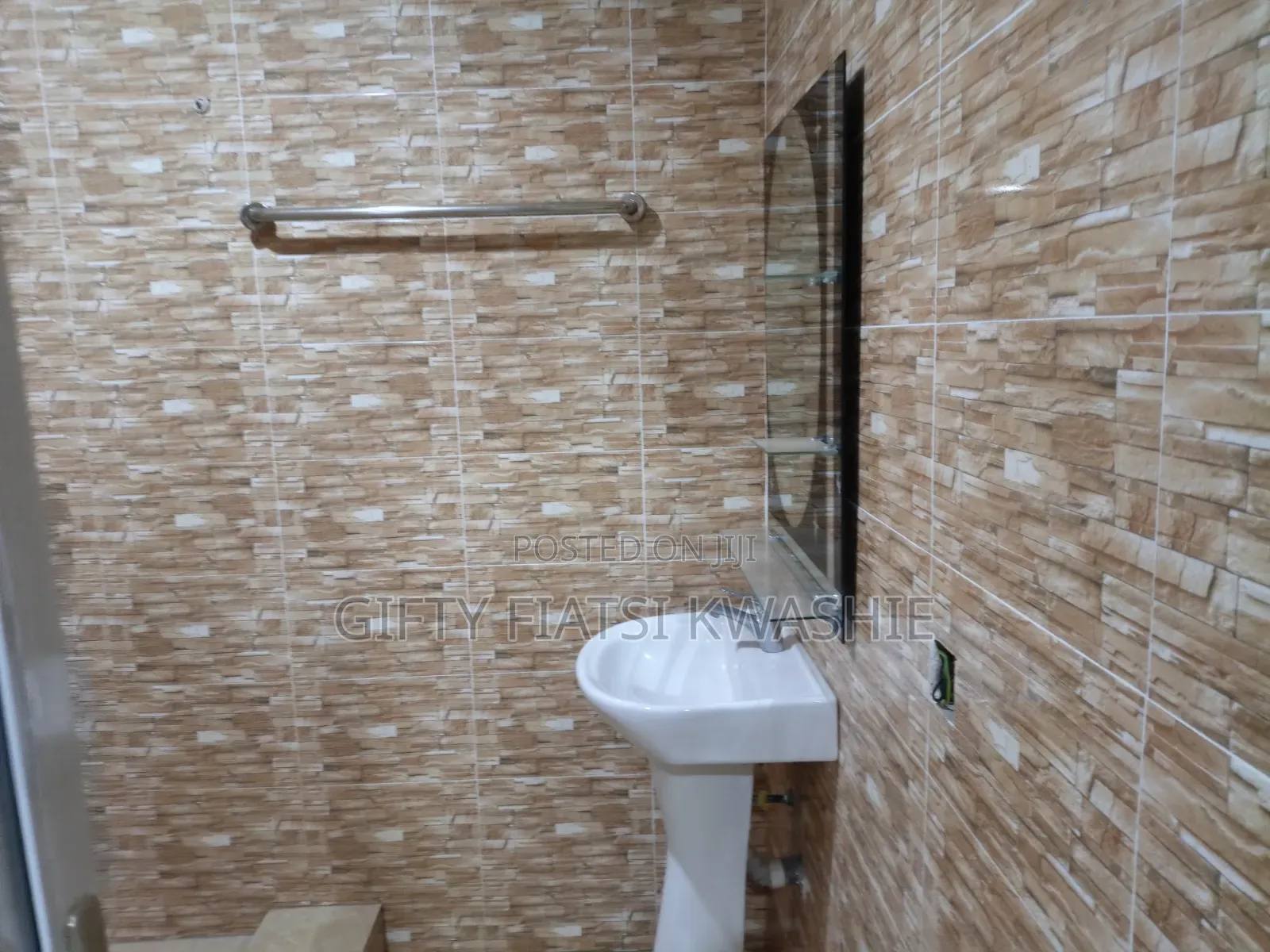 2bdrm Apartment in Atasomanso, Kumasi Metropolitan for rent