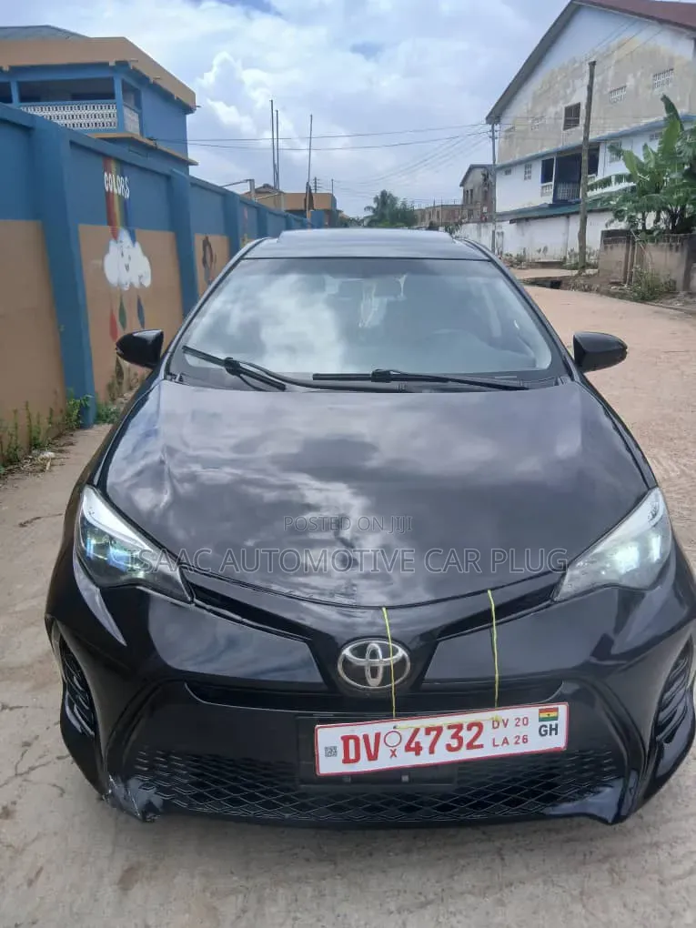 Toyota Corolla 2016 Black
