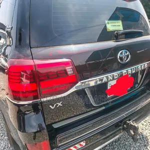 Toyota Land Cruiser 4.5 V8 GXR 2020 Black