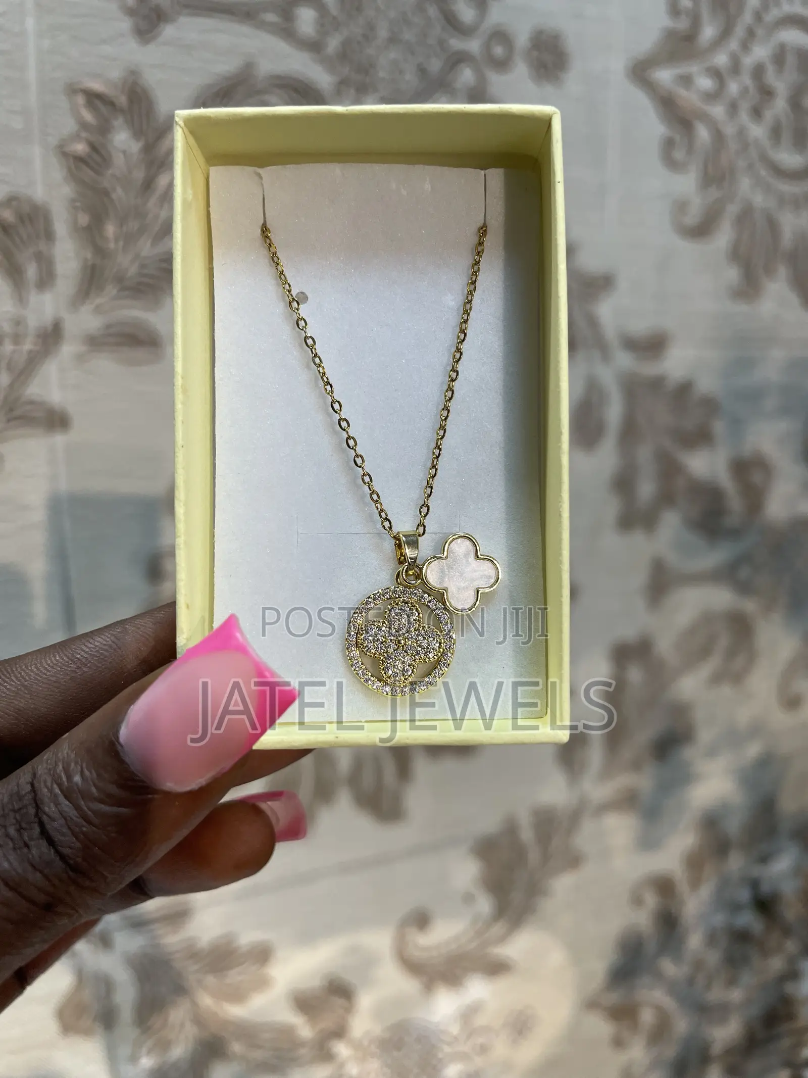 Dainty Nice Necklaces