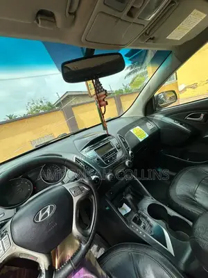 Hyundai Tucson 2011 Black