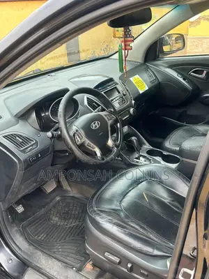 Hyundai Tucson 2011 Black