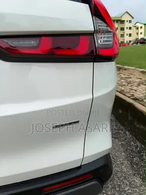 Honda CR-V 2024 White