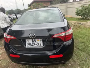 Toyota Corolla LE 4dr Sedan (1.8L 4cyl CVT) 2016 Black