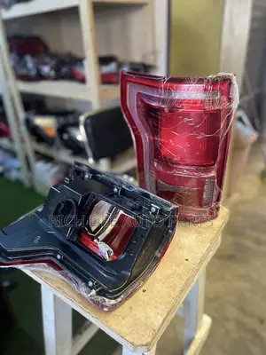 Ford F-150 2015-2017 LED Headlight With Charger 2015, 2016, 2017, 2018