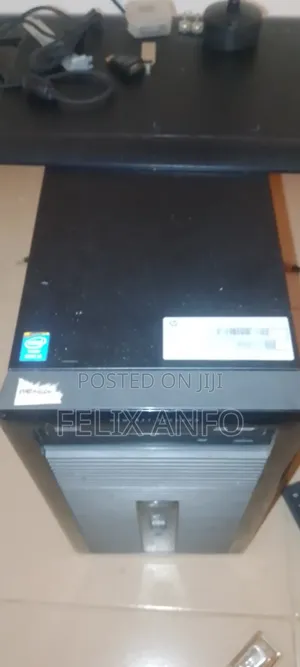 Desktop Computer HP ProDesk 400 8GB Intel Core i3 HDD 700GB