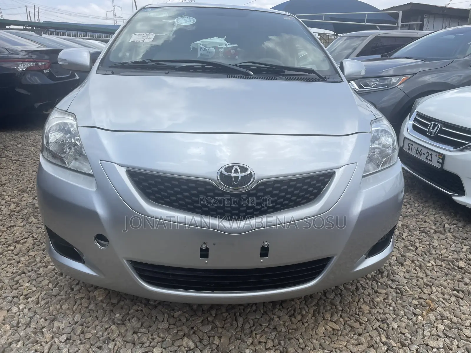 Toyota Belta 2012 Silver