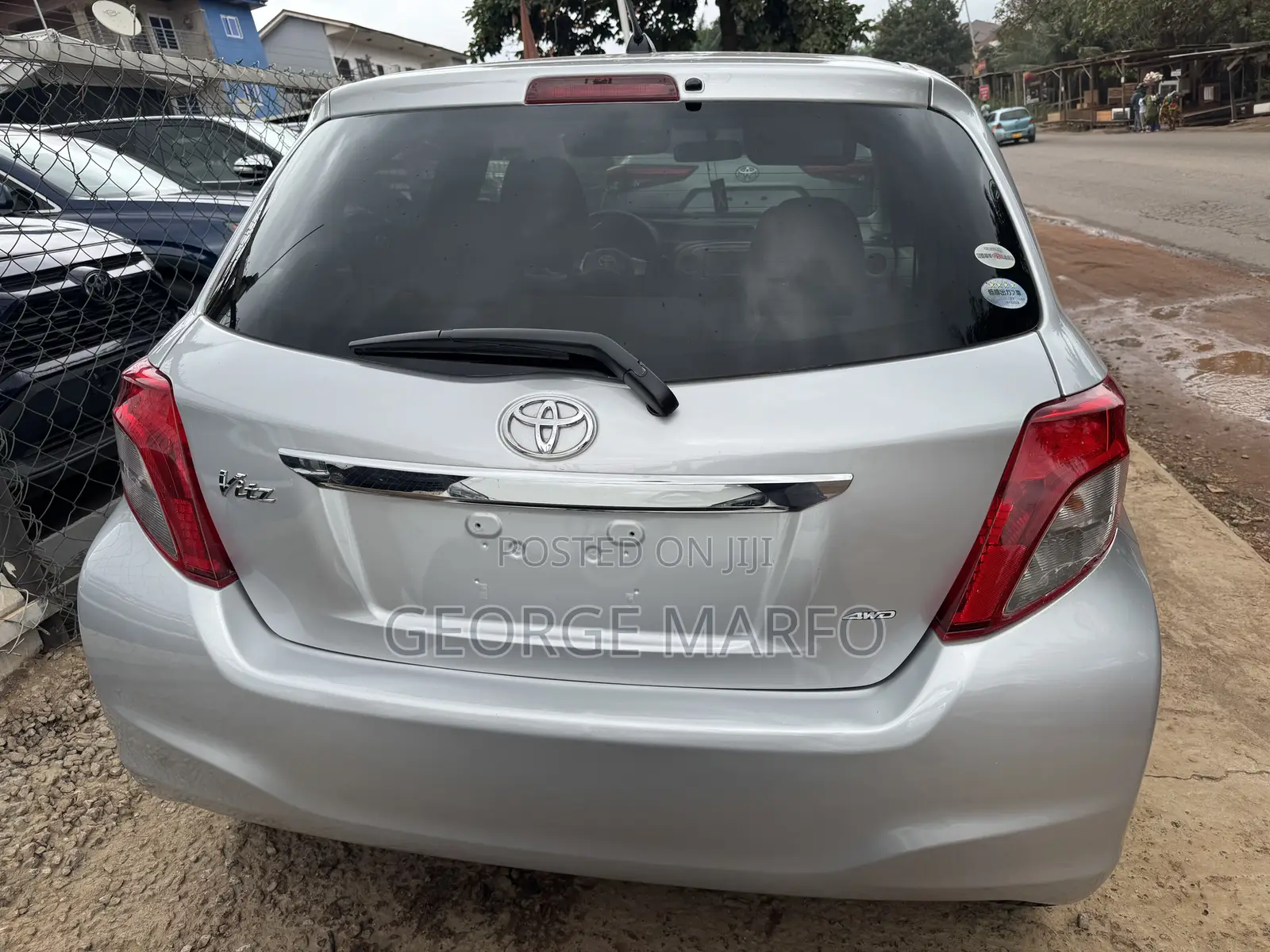 Toyota Vitz 2012