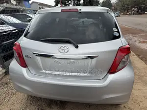 Toyota Vitz 2012