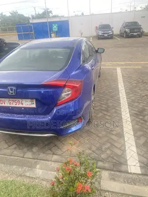 Honda Civic 2018 Blue