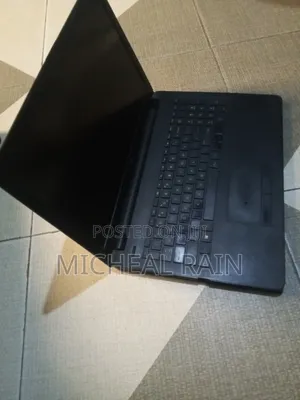 Laptop HP 14-dq1025cl 4GB Intel Celeron HDD 350GB