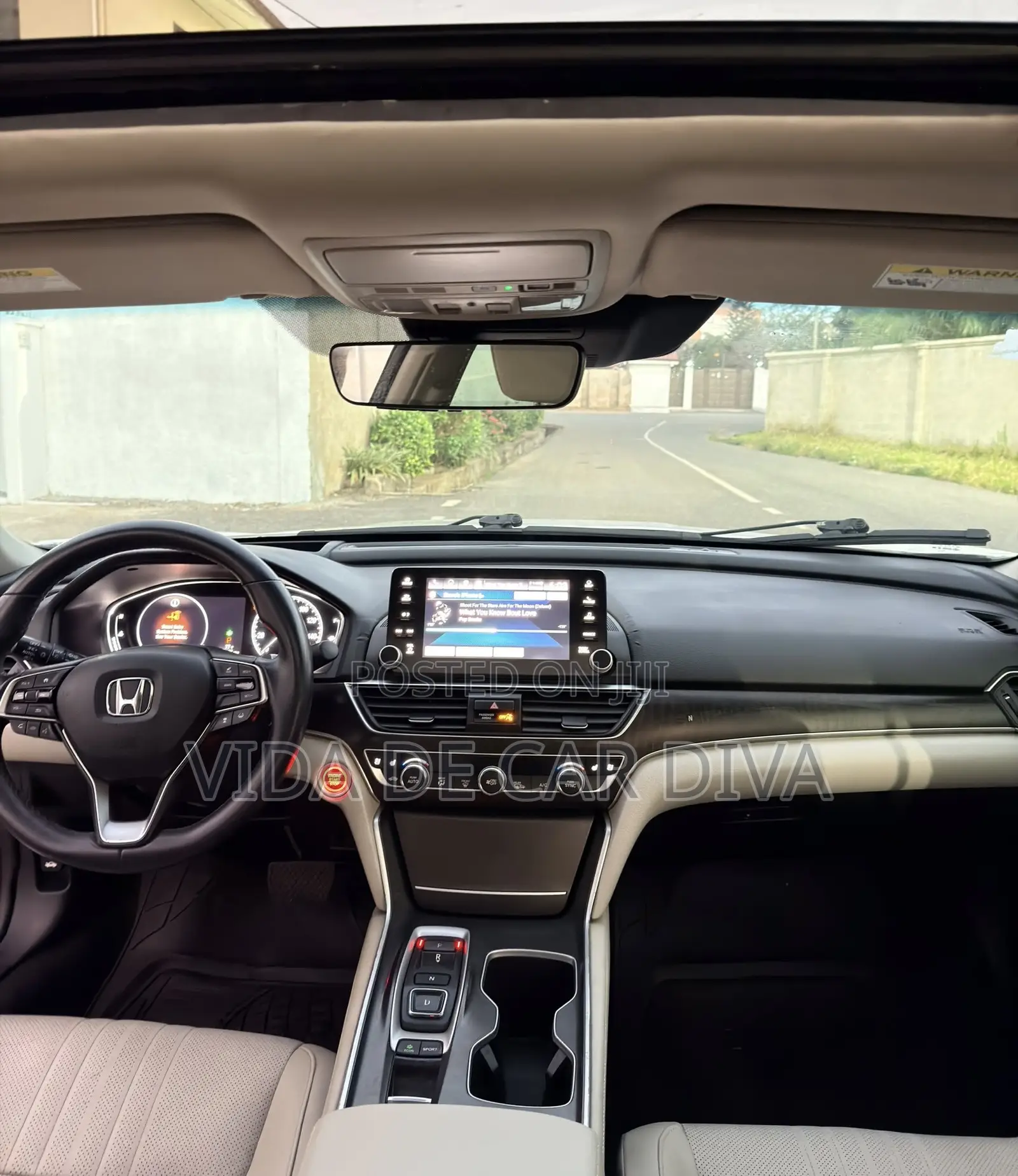 Honda Accord Touring 2.0T 2018 White