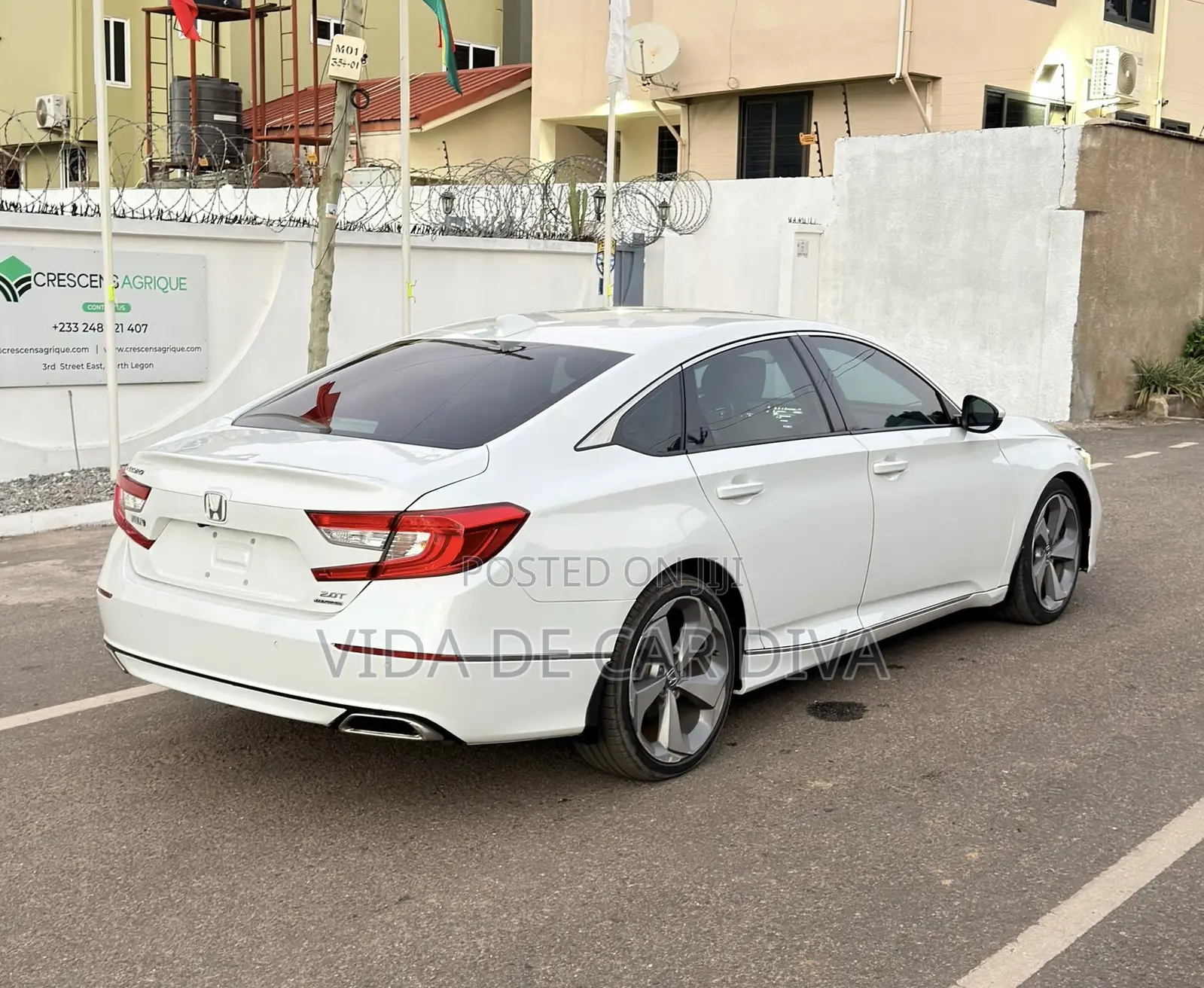 Honda Accord Touring 2.0T 2018 White