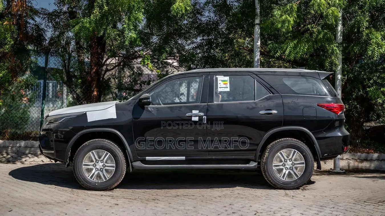 New Toyota Fortuner 2025 Black