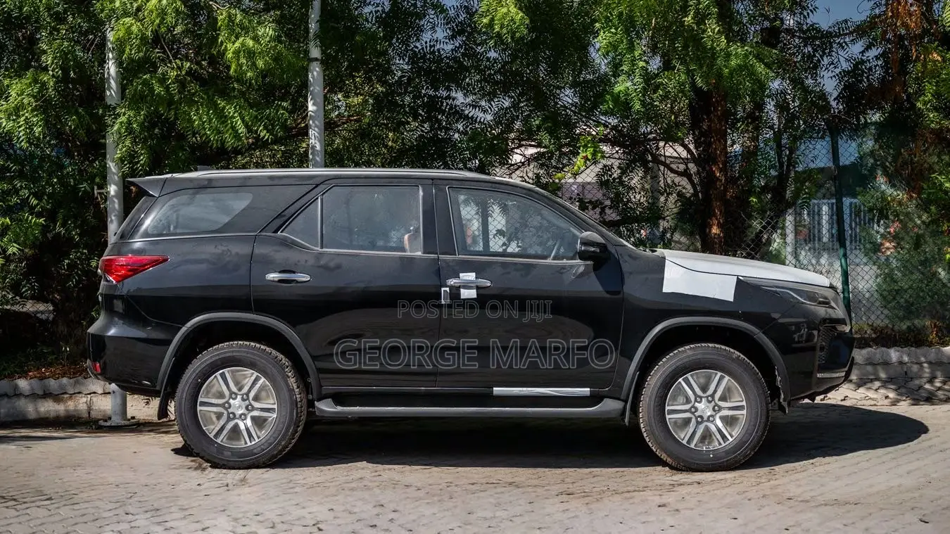 New Toyota Fortuner 2025 Black
