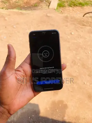 Apple iPhone XR 64 GB Black