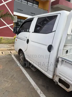 Hyundai Porter 2015 White