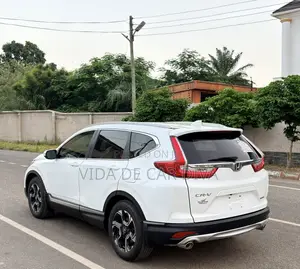 Honda CR-V Touring AWD 2018 White