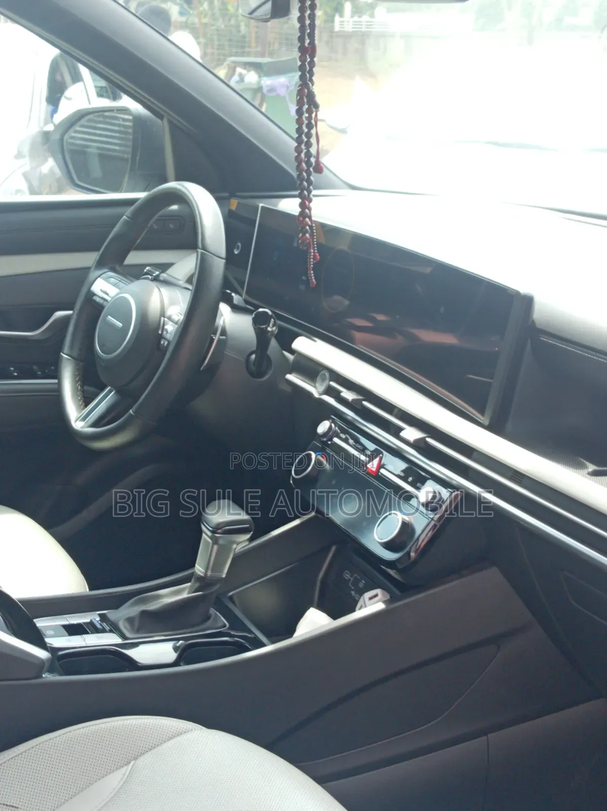 Hyundai Santa Cruz SE FWD 2025 White