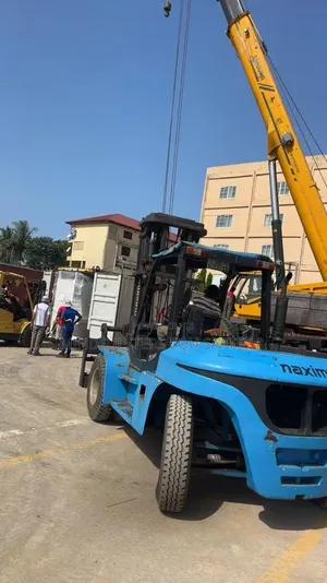 All Size of Forklift Is Available for Rent
