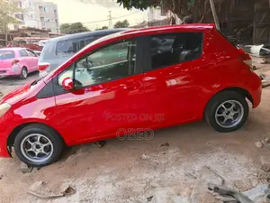 Toyota Yaris 2010 Red