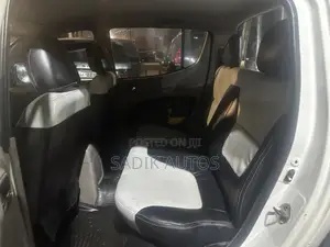 Mitsubishi L200 Double Cab 2.5 136hp 4WD 2009 White
