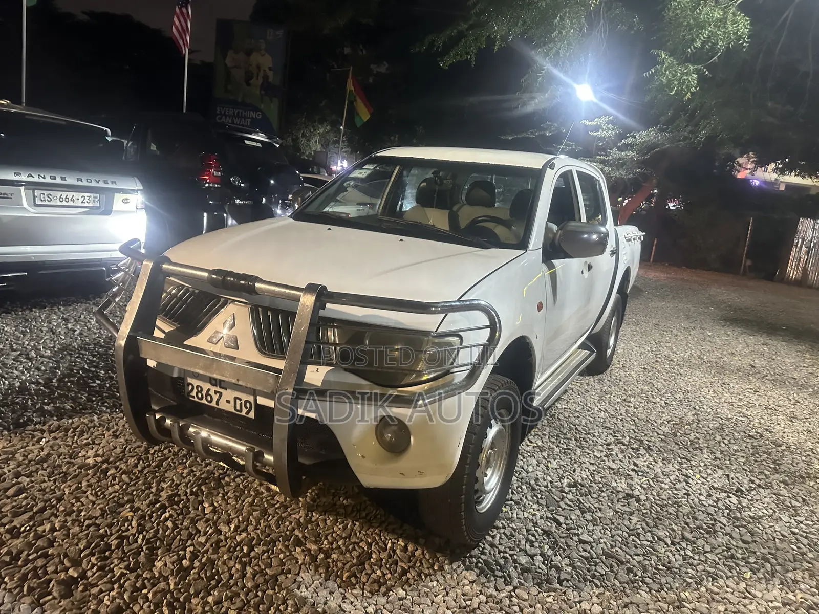 Mitsubishi L200 Double Cab 2.5 136hp 4WD 2009 White