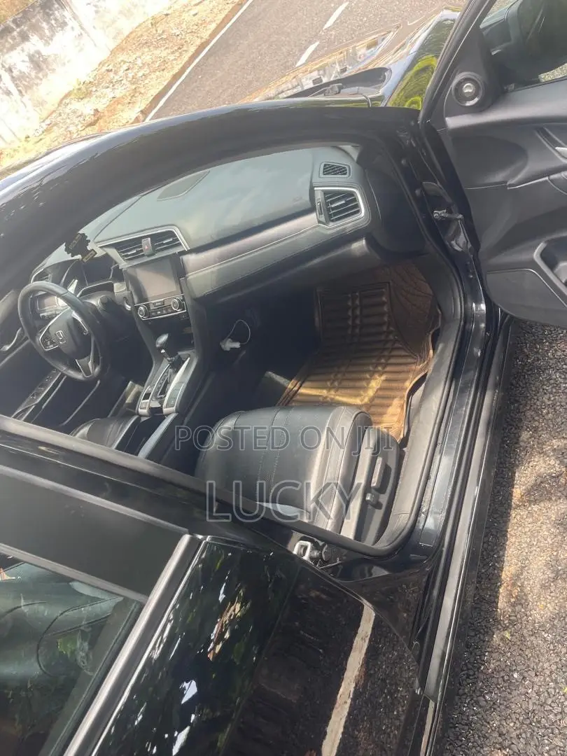 Honda Civic Touring Sedan 2018 Black