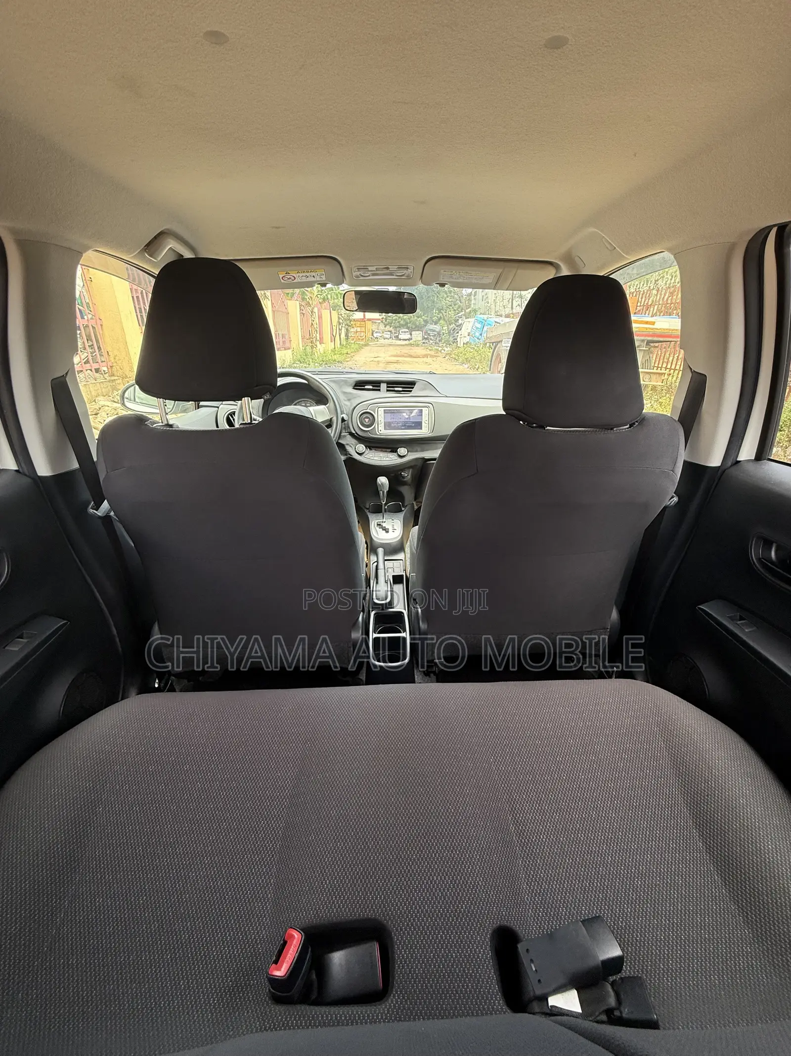Toyota Vitz 1.3 AWD 5dr 2013 White