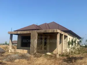 3bdrm House in Salem City Of The, Prampram for sale
