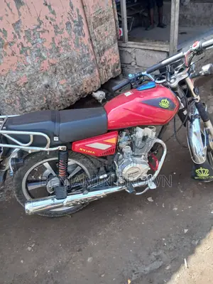 Royal RY125 2024 Red