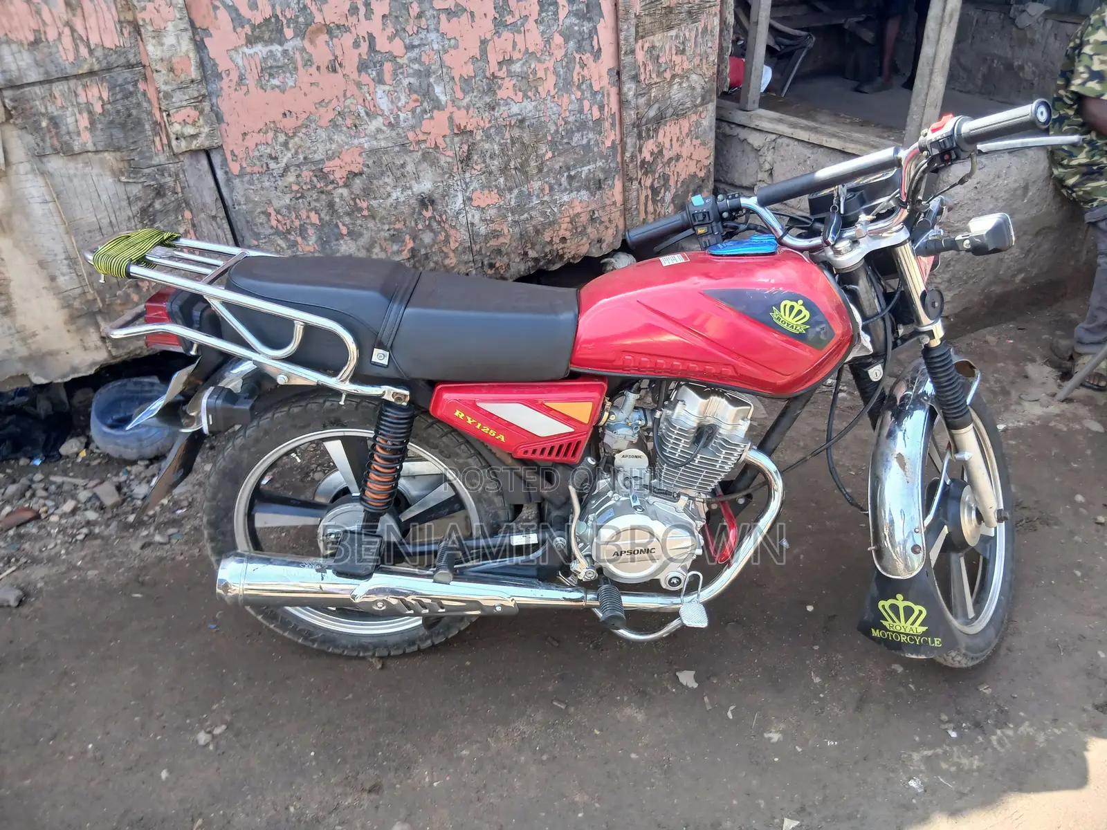 Royal RY125 2024 Red
