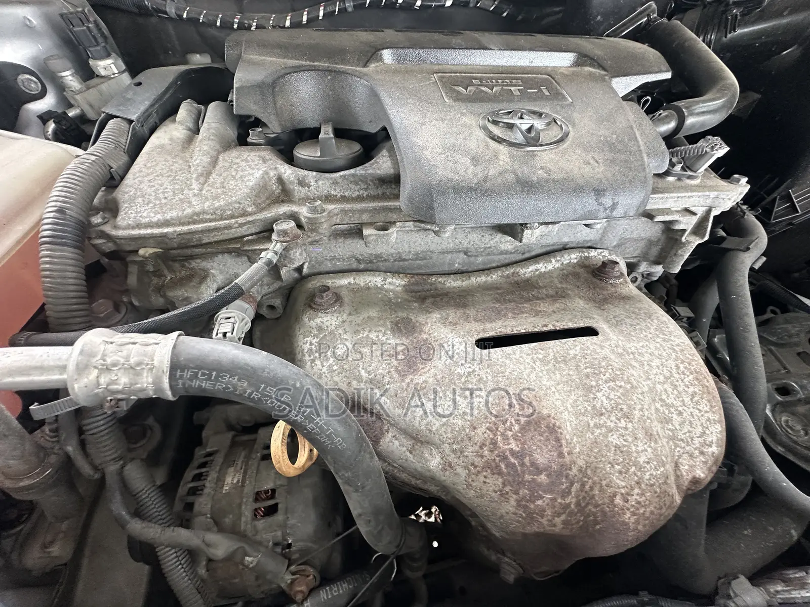 Toyota RAV4 LE 4dr SUV AWD (2.5L 4cyl 6A) 2018 Gray