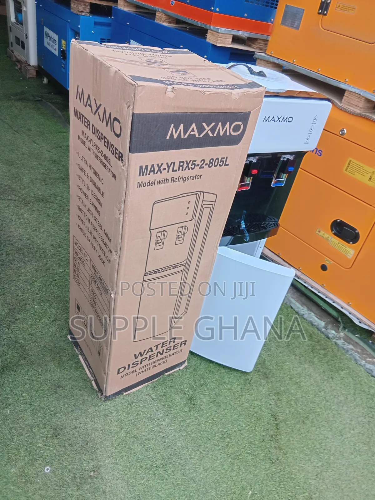 MAXMO Water Dispenser – Fast Hot & Refreshing Cold Water