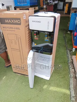 Premium MAXMO Water Dispenser – Modern Look & Excellent Performance