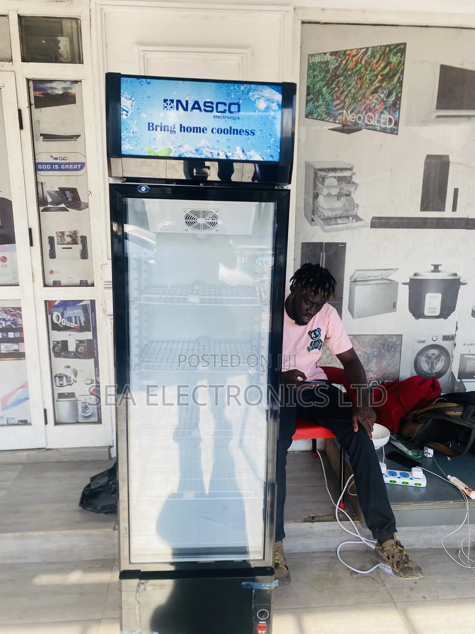 Nasco 298Ltrs One Door Display Fridge