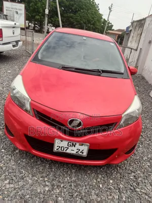 Toyota Vitz 1.5 FWD 5dr 2012 Red
