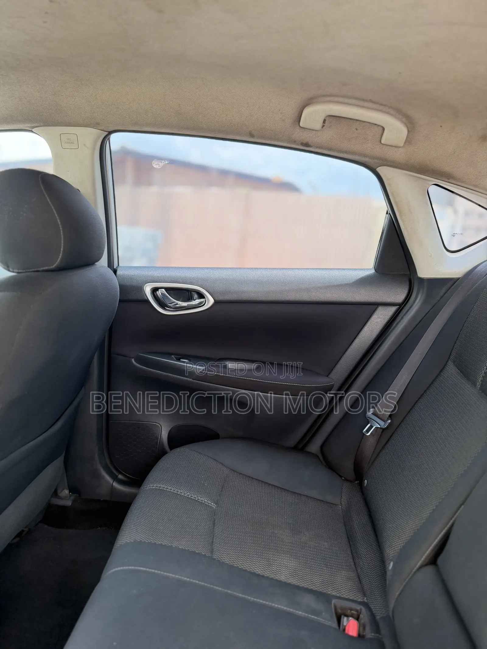 Nissan Sentra SL 4dr Sedan (1.8L 4cyl CVT) 2015 Silver
