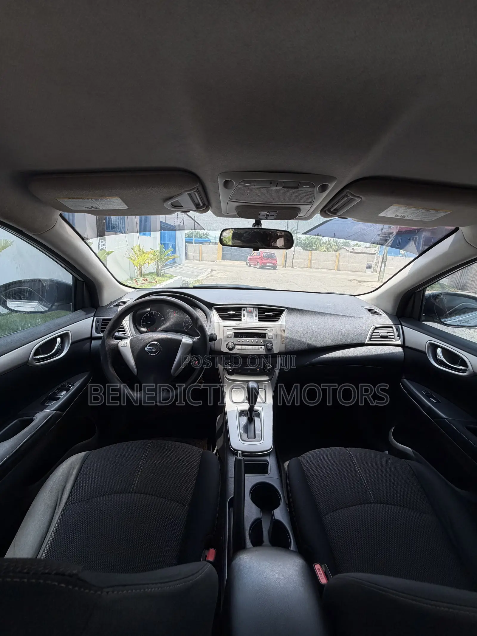 Nissan Sentra SL 4dr Sedan (1.8L 4cyl CVT) 2015 Silver