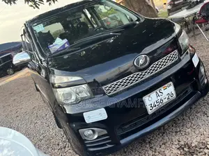 Toyota Voxy V 4WD 7-Seater 2010 Black