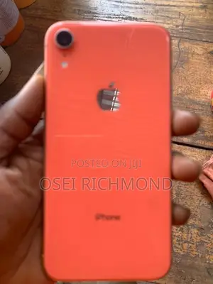 Apple iPhone XR 64 GB Pink