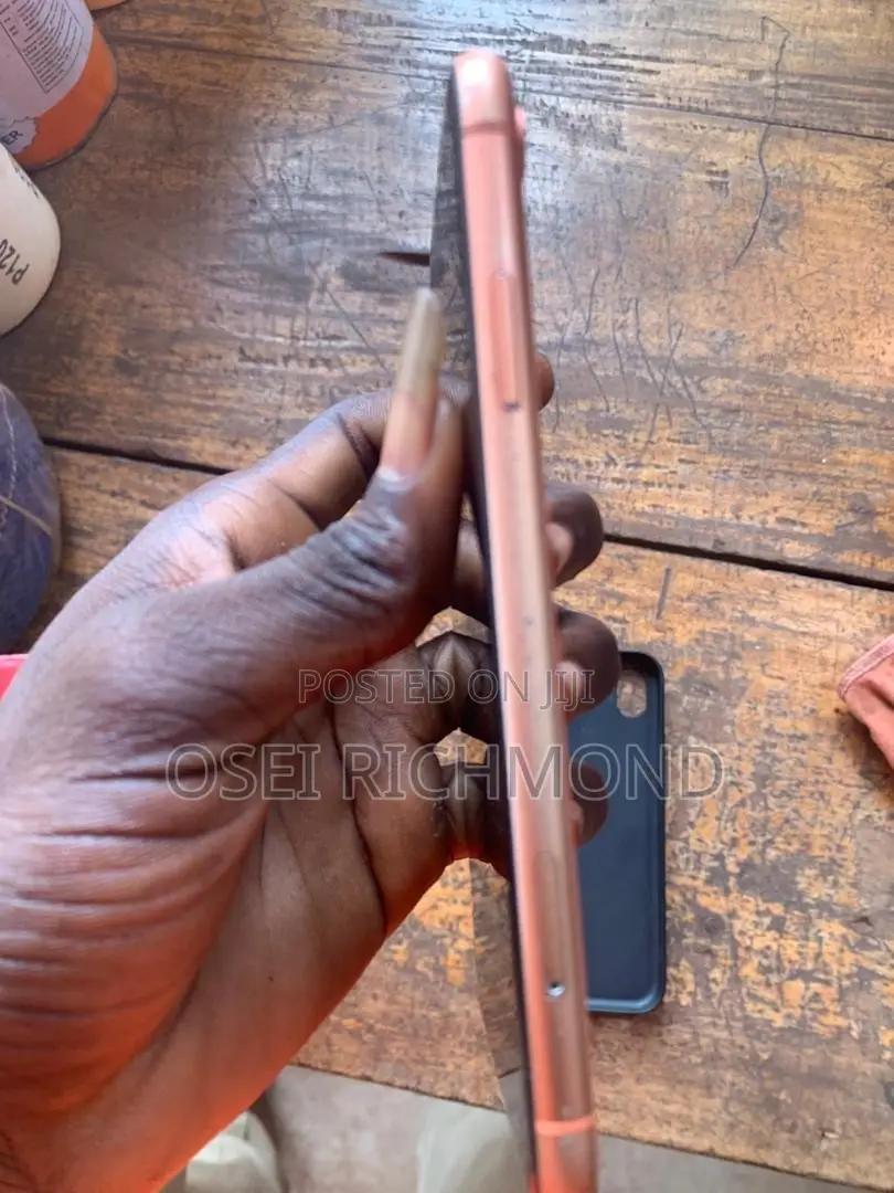 Apple iPhone XR 64 GB Pink