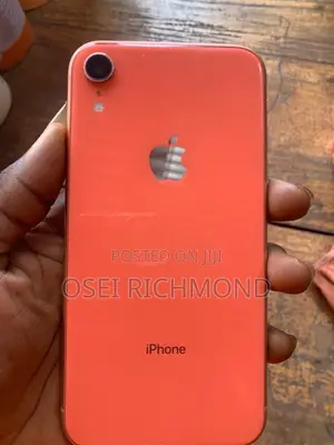 Apple iPhone XR 64 GB Pink