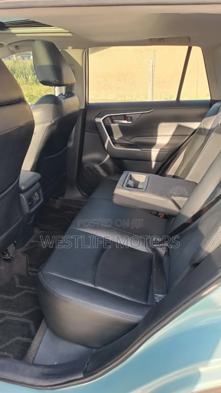 Toyota RAV4 XLE FWD 2023 Green