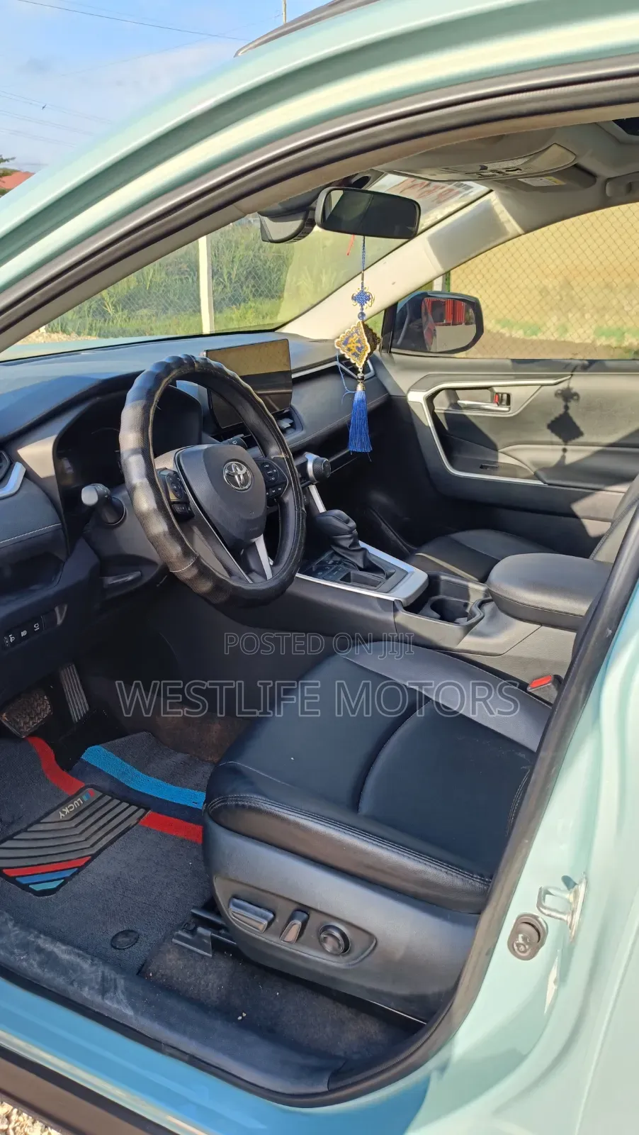 Toyota RAV4 XLE FWD 2023 Green