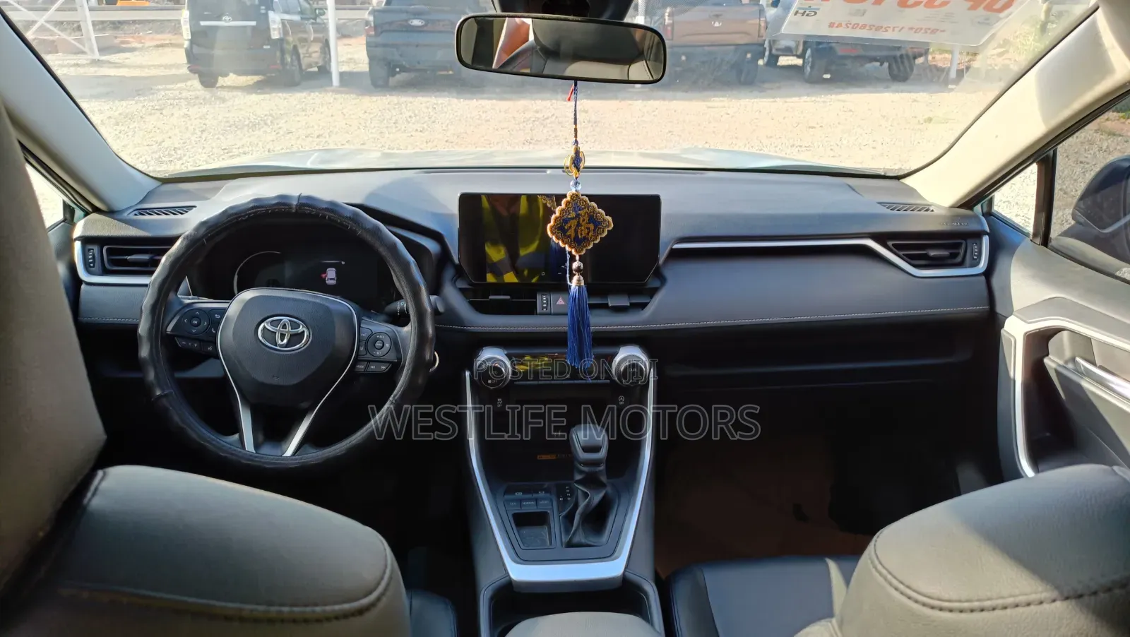 Toyota RAV4 XLE FWD 2023 Green