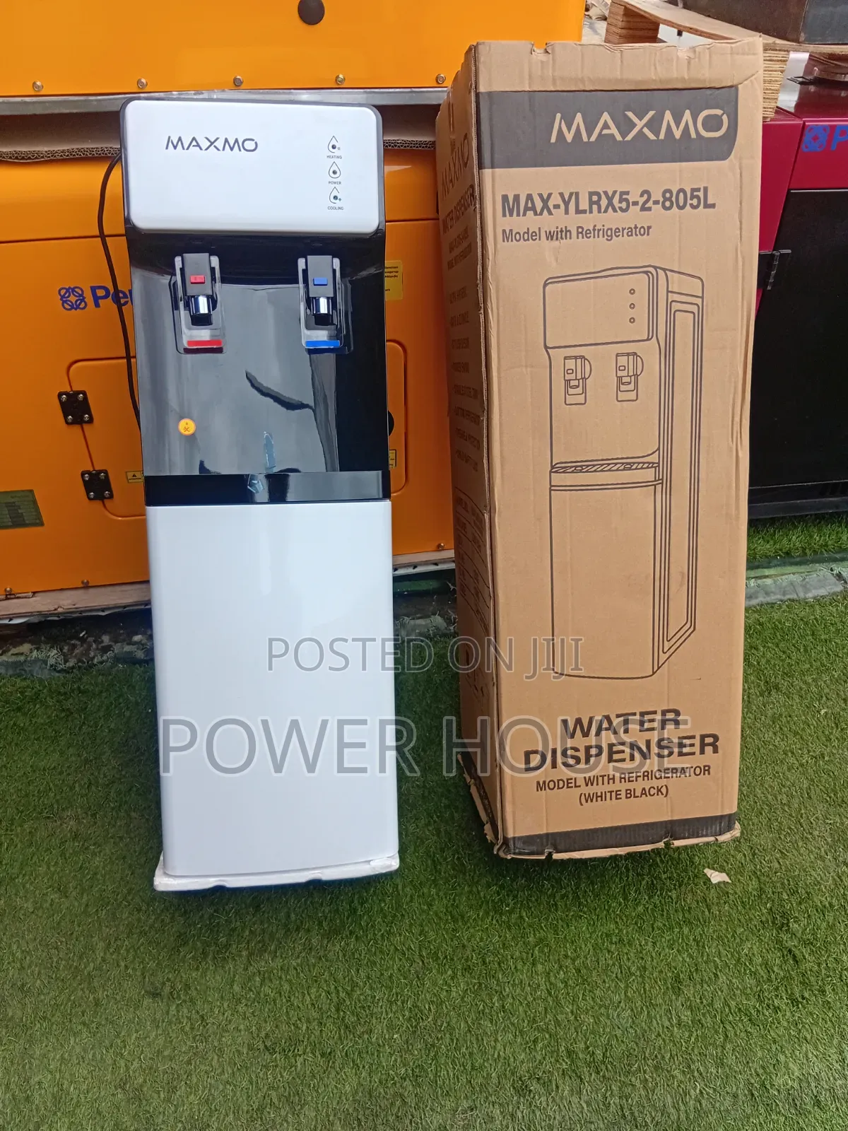 Maxmo Water Dispenser – Fresh Water Convenience for Everyone