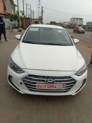Hyundai Elantra ECO Sedan FWD (1.4L 4cyl 7A) 2017 White