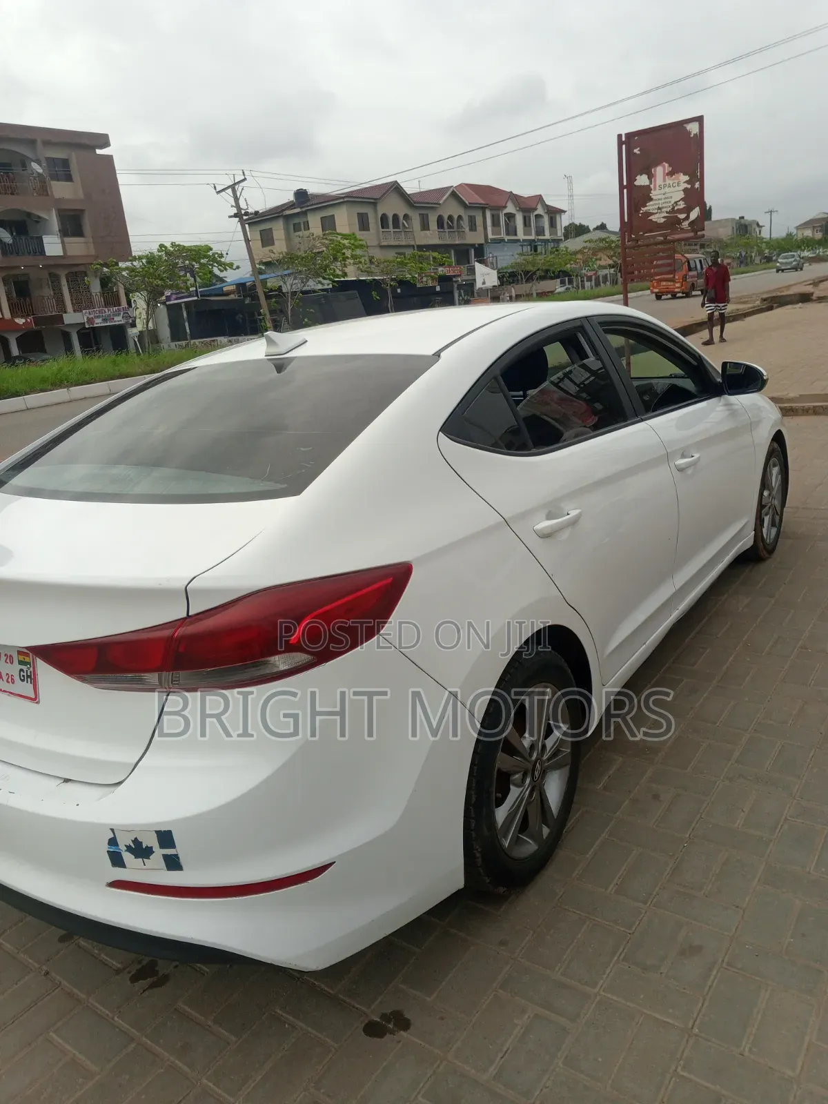 Hyundai Elantra ECO Sedan FWD (1.4L 4cyl 7A) 2017 White